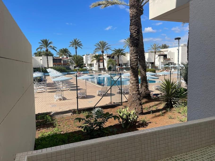Pool View Apartment Primavera Arona  Eksteriør bilde